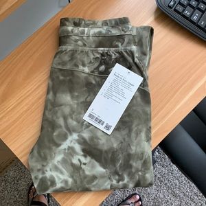 lululemon Ready to Rulu jogger - NWT